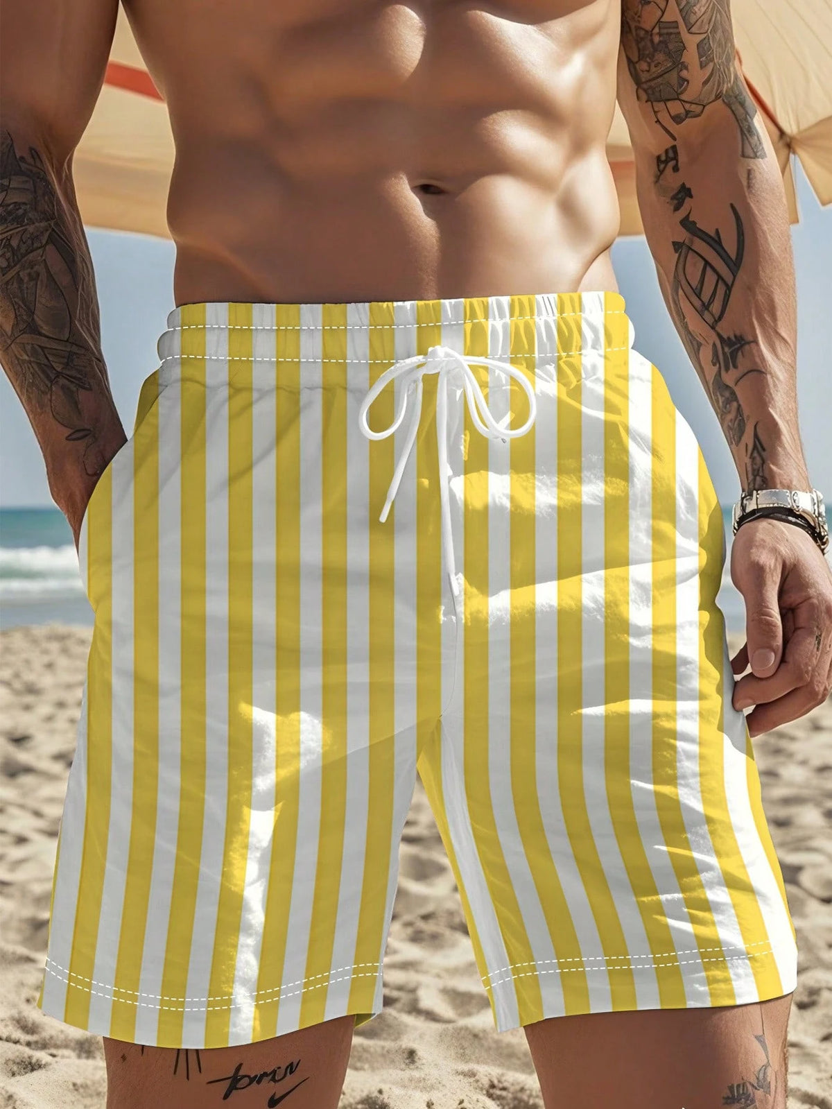 Hawaiian Style New Summer Men's Bright Yellow And Pure White Vertical Stripe Pattern Print Beach Shorts, Versatile Casual Sport Shorts For Seaside