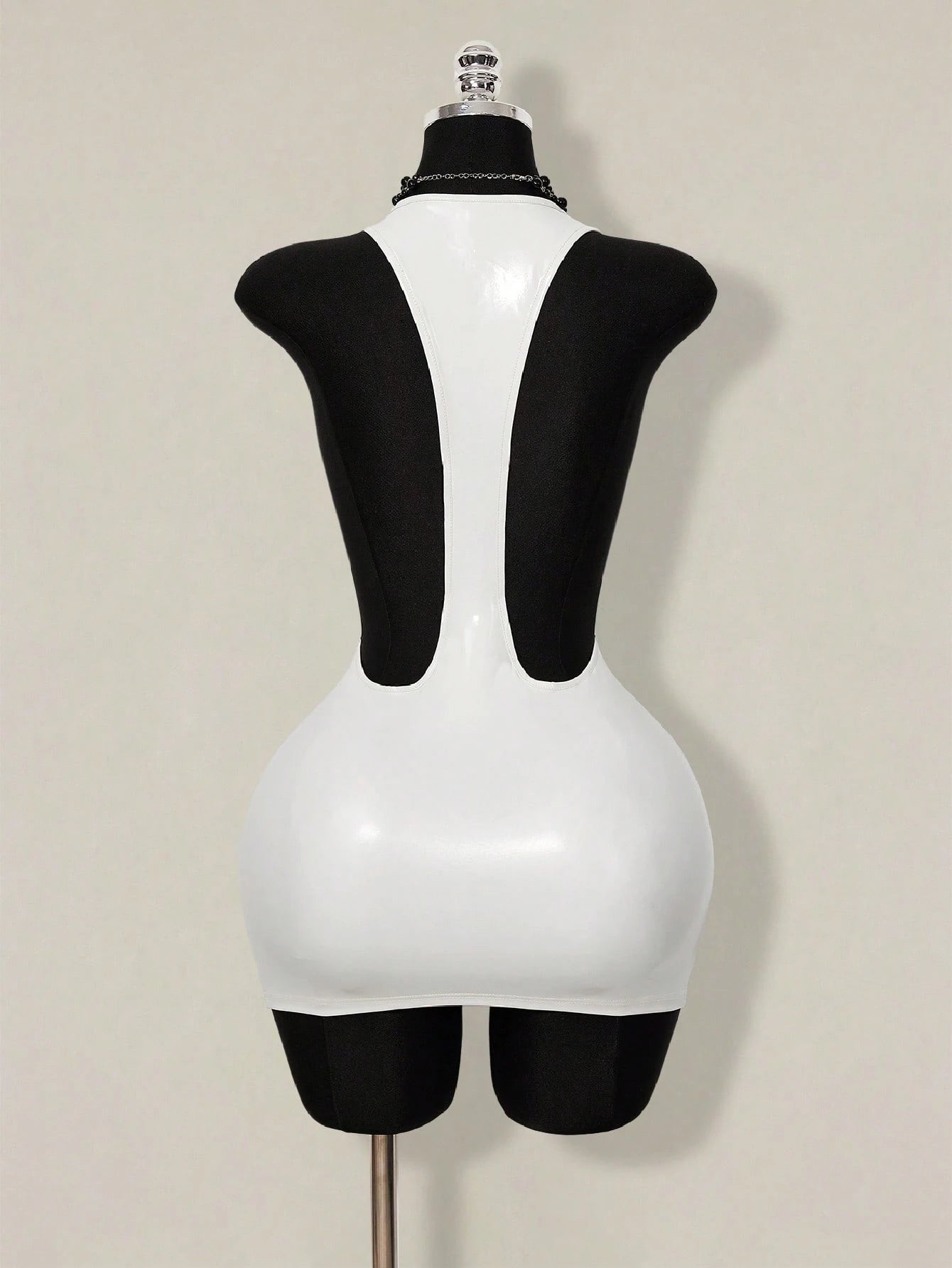 ICON 2026 New Arrive Women's Y2k White Solid Color Backless Sleeveless Bodycon Mini Dress,Spring/Summer Open Back,Summer