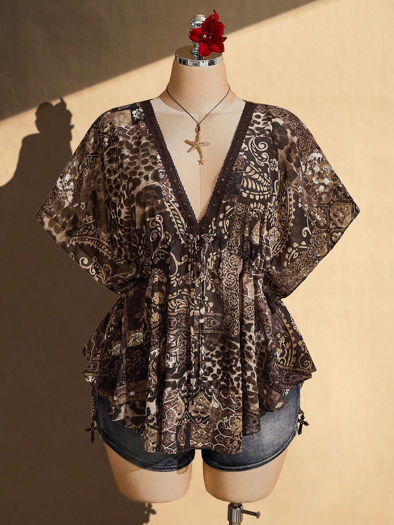 ICON Women's Plus Size Vacation Botanical Print Contrast Lace V-Neck Batwing Short Sleeve Top Vacation Brown Summer Boho
