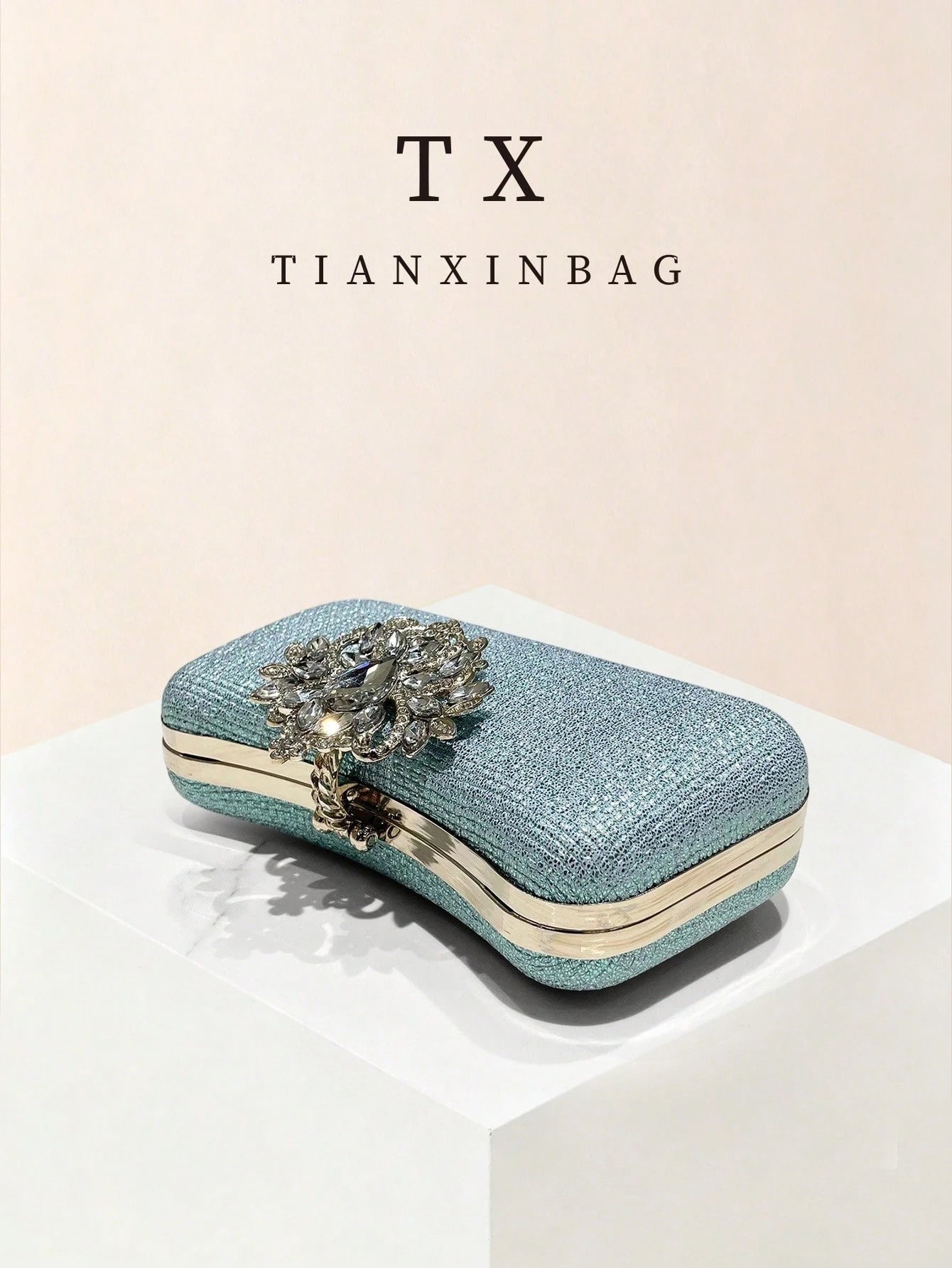 Iridescent Rhinestone Evening Clutch Bag, Delicate Vertical Texture With Flowing Light Effect, Changing With Lighting; Vintage Floral Crystal Decor At Center, Multi-Color Sparkling Rhinestones, Exquis
