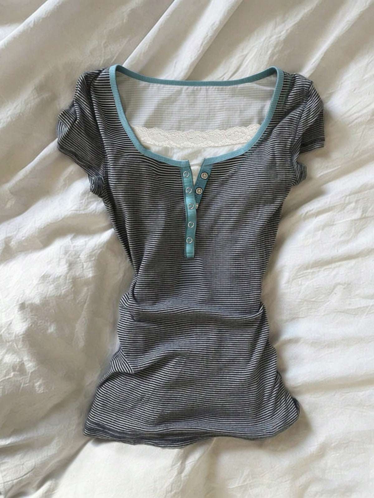 IslaSuriya Digital Print & Lace Trim 2 In 1 Women Short Sleeve T-Shirt