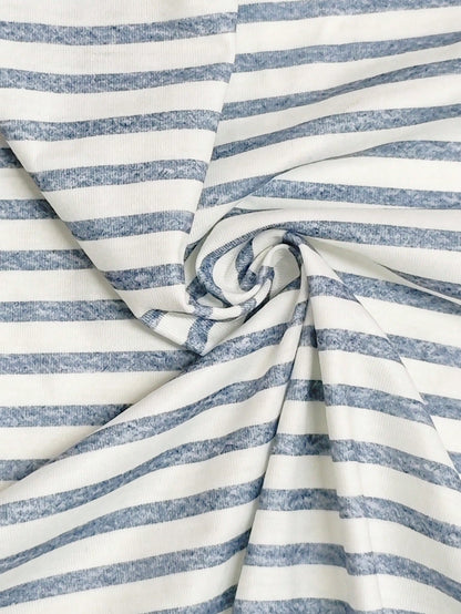 IslaSuriya Plus Size Women V-Neck Striped Casual Versatile Daily Wear Top