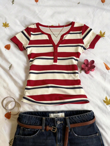 IslaSuriya Striped Digital Print Fashionable Minimalist V-Neck Short Sleeve T-Shirt, Gift For Friends