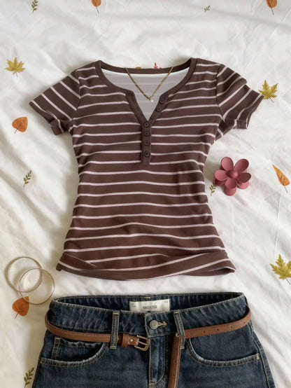 IslaSuriya Striped Digital Print Fashionable Minimalist V-Neck Short Sleeve T-Shirt, Gift For Friends