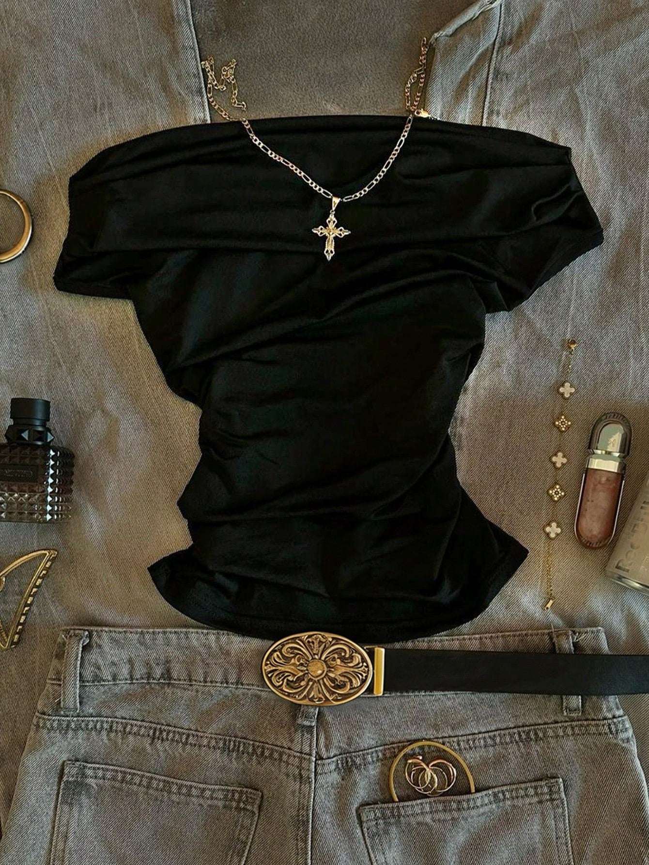 IslaSuriya Women's Casual Off-Shoulder Ruched Fitted Solid Black T-Shirt, Suitable For Daily Commute, Summer