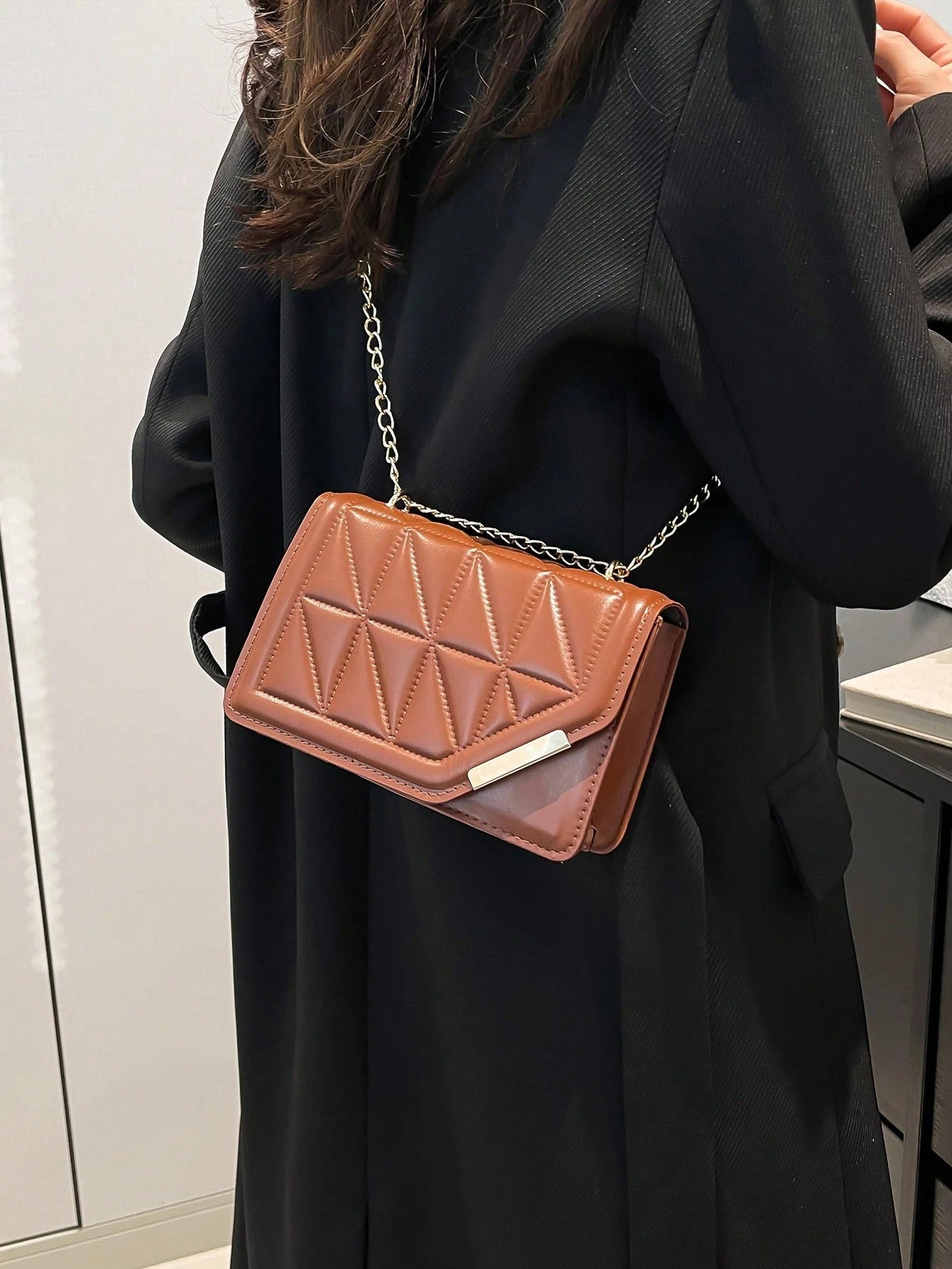 Korean-Style Personalized Cracked Texture Iron Edge Casual Handbag For Women, 2025 Fashion Ins Minimalist Square Shoulder/Cross-Body Bag