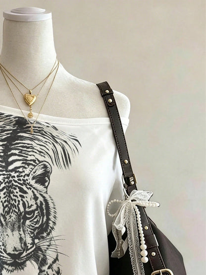 Lalippa Leopard Print Pattern Fashionable Minimalist Women's Round Neck T-Shirt, Gift For Friends
