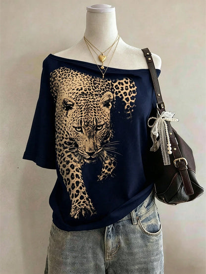 Lalippa Leopard Print Pattern Fashionable Minimalist Women's Round Neck T-Shirt, Gift For Friends