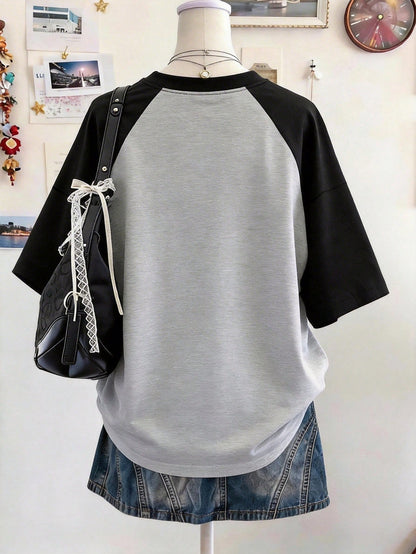 Lalippa Retro Pattern Digital Print Fashionable Minimalist Oversized Mid-Length Round Neck Drop Shoulder Women T-Shirt, Gift For Friends