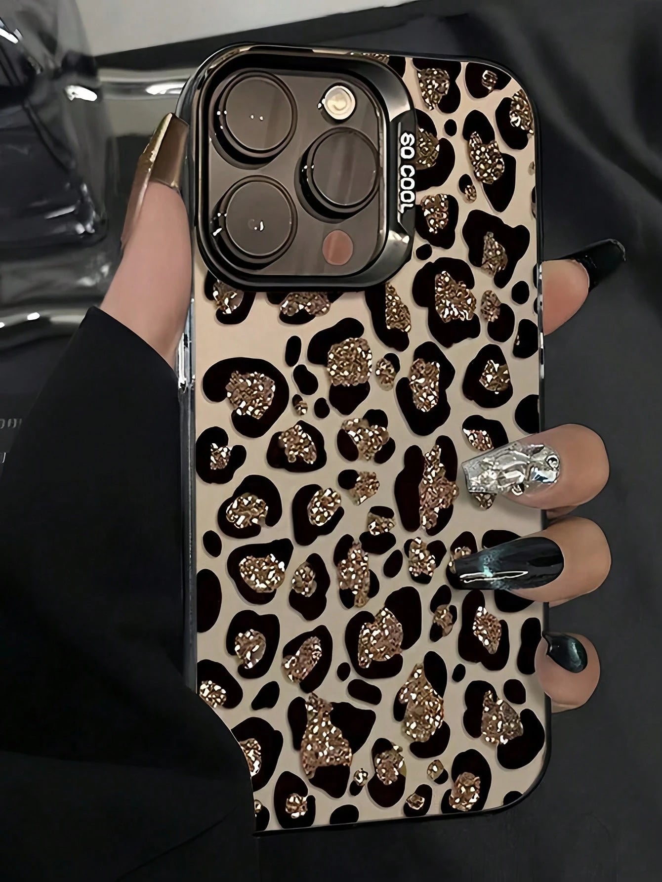 Leopard Print Glittery Shockproof Camera Lens Protection Fashion Phone Case New Colorful Painted Anti-Drop Phone Case Compatible With Apple 14, 14 Pro, 14 Pro Max, 13, 13 Pro, 13 Pro Max, 11, 11 Pro M