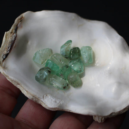 Light Emerald Tumbles