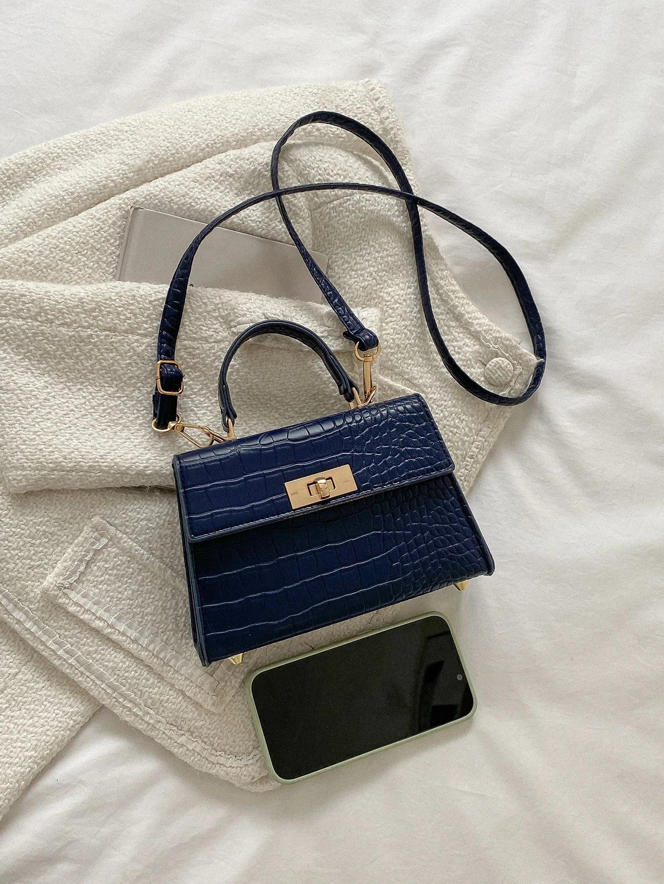 Lightweight,Business Casual Mini Crocodile Embossed Twist Lock Flap Square Bag For Teen Girls Women College Students,Rookies & White-Collar Workers Perfect For Office,College,Work,Business,Commute,Ou