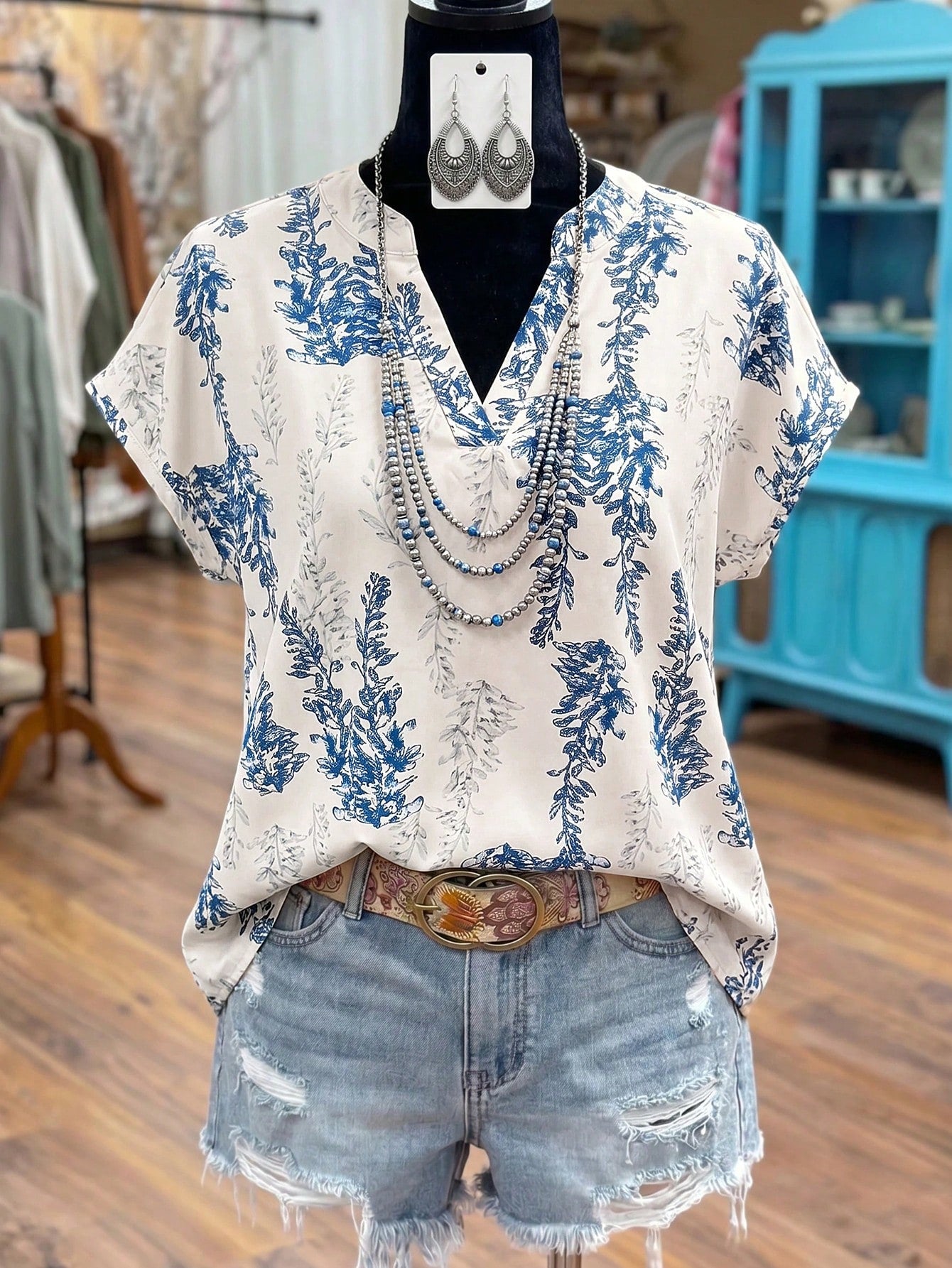 Linhara Plus Size Women Summer Casual Notched Neck Printed Shirt