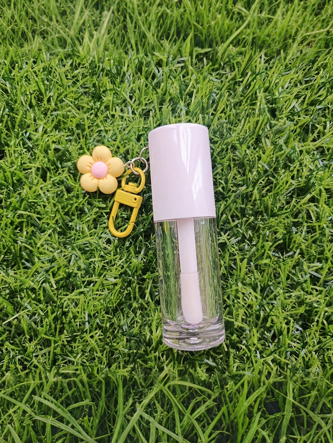 Lipstick Keychain, Printed Keychain Lipstick Keychain Bag Charm Travel Accessory, Bag Charm, Travel Accessory, Cute Pink White Purple Empty Pink Lipstick Tube With Keychain Flower Pendant Round Lipsti