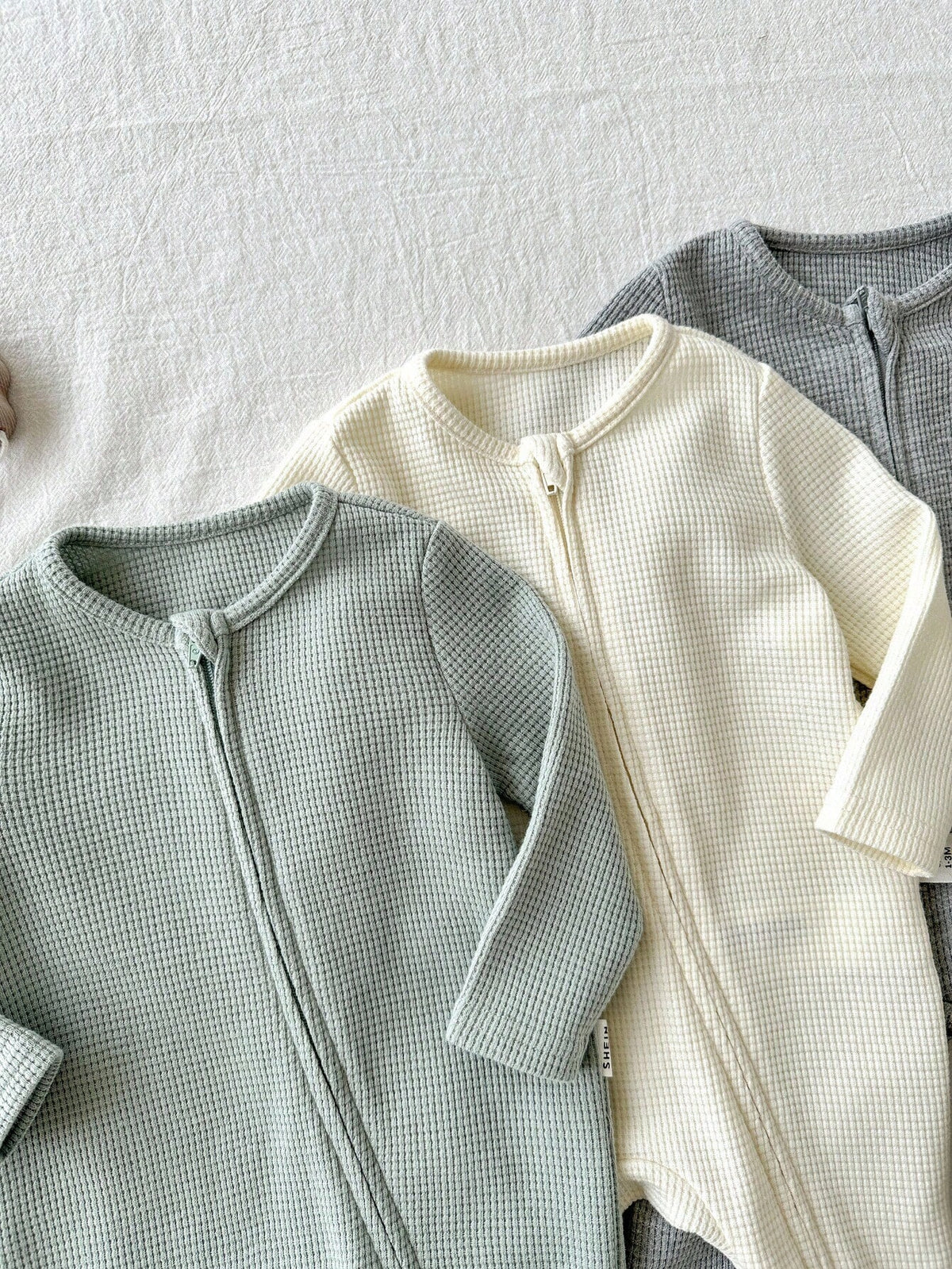 Loomiva Newborn Baby Boy/Girl 3-Piece Set: Soft Knit Solid Color Crew Neck Long Sleeve Jumpsuit Fall Winter
