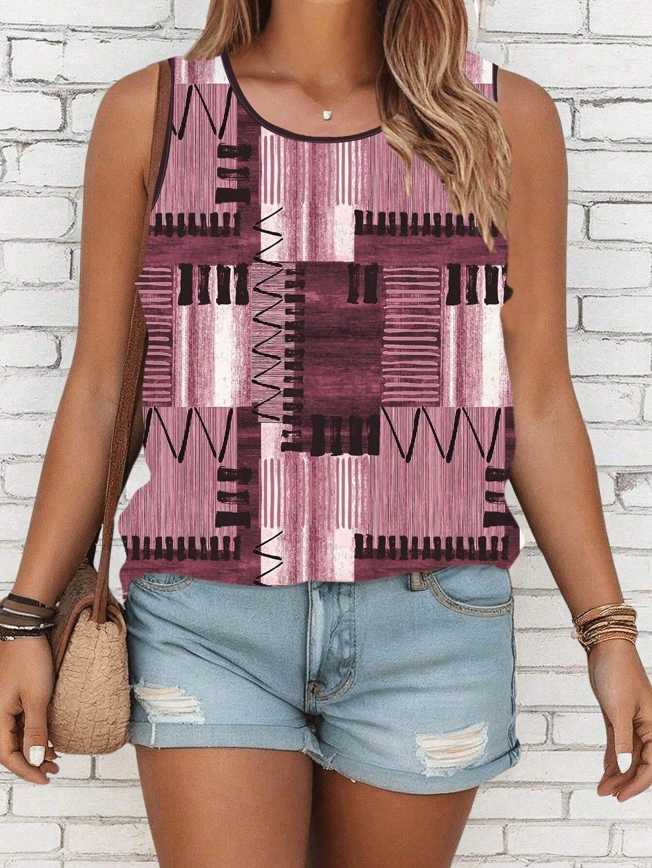 LUNE CURVE Plus Size Patchwork Printed Casual Crew Neck Sleeveless Top, Daily Wear Graphic Tees Women Tops