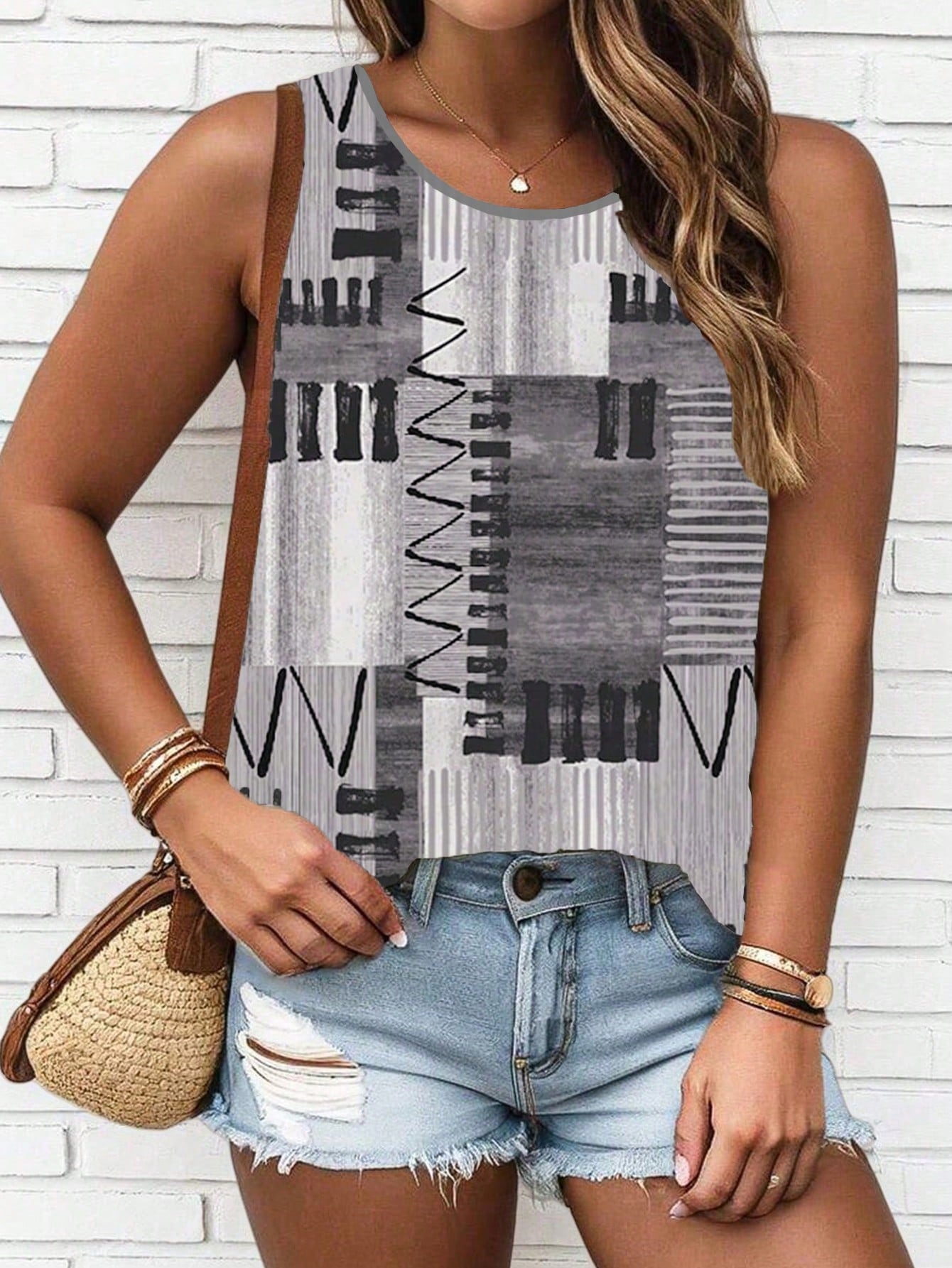 LUNE CURVE Plus Size Patchwork Printed Casual Crew Neck Sleeveless Top, Daily Wear Graphic Tees Women Tops