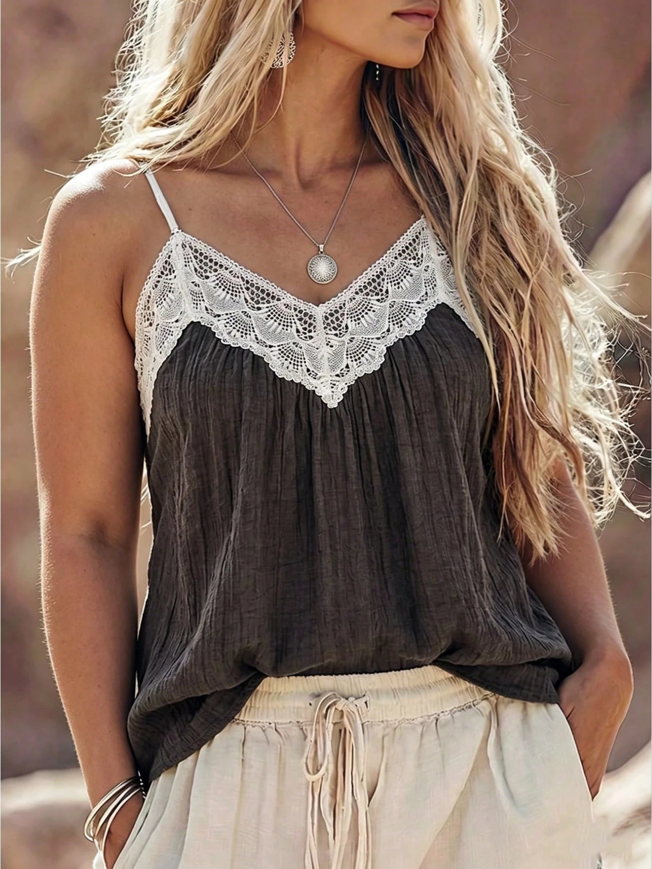 LUNE CURVE Plus Size Woven V-Neck Fashionable Summer Women's Halter And Tank Tops