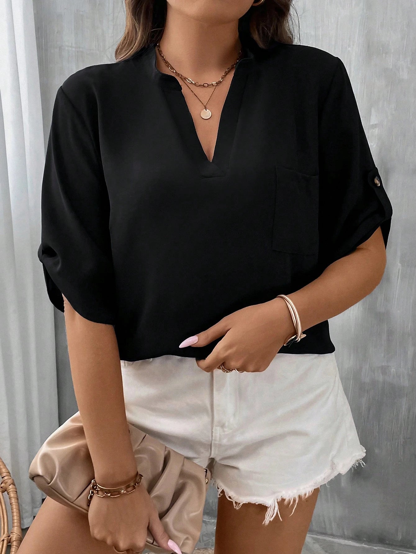 LUNE Plus Roll Tab Sleeve Patched Pocket Blouse