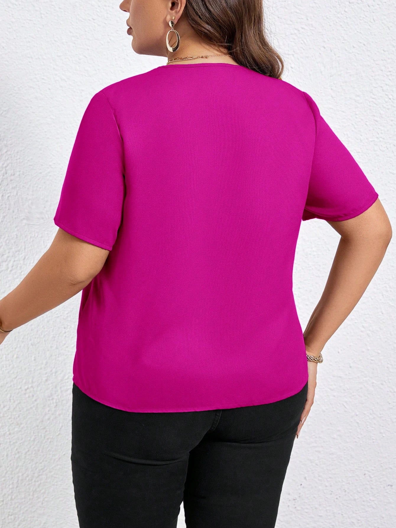 LUNE Plus Size Casual Solid Color Notched Neck Short Sleeve Shirt