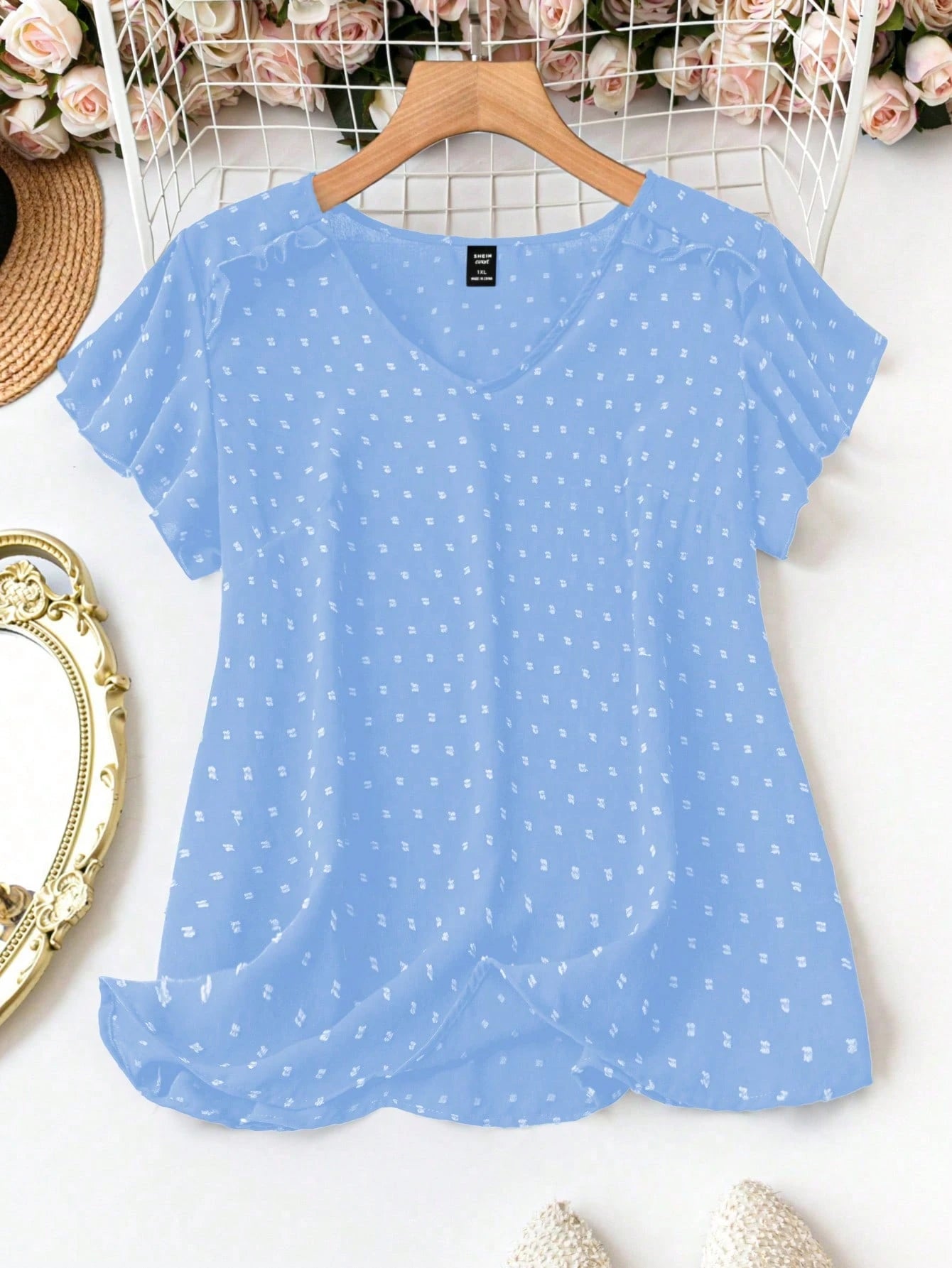 LUNE Plus Size V-Neck Short Sleeve Polka Dot Casual Loose Comfortable Fashionable Shirt, For Summer