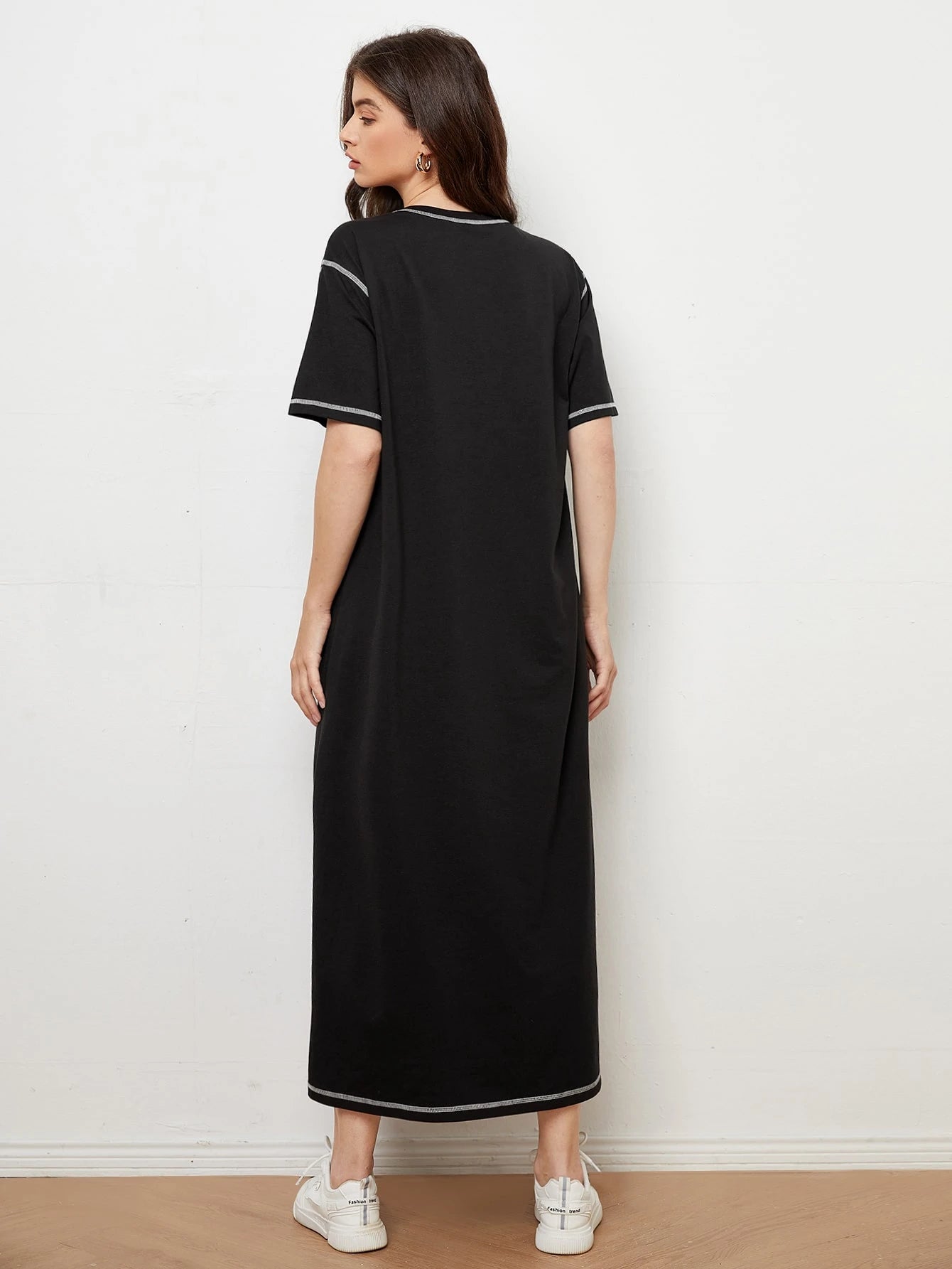 LUNE Stitch Trim Tee Dress