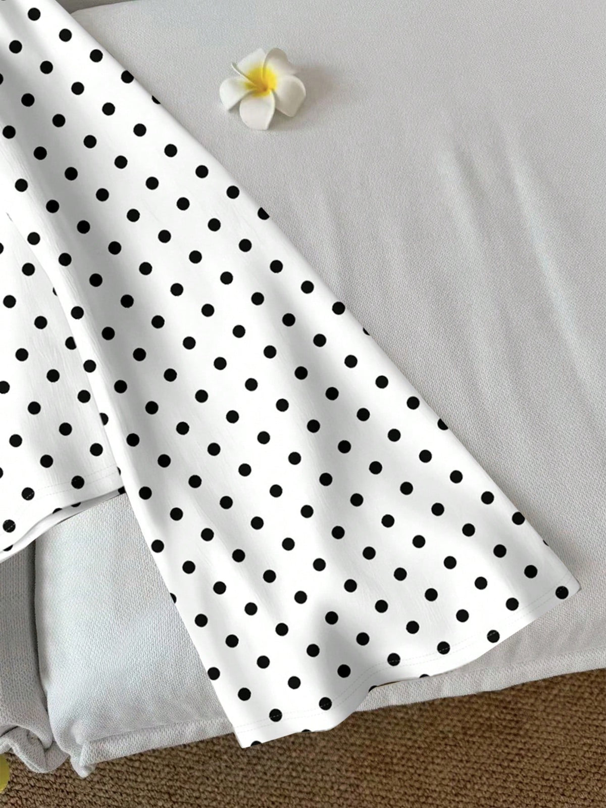 LUNE Women's Casual Retro Polka Dot Print Tie Front Flare Sleeve Top, Suitable For Autumn/Winter, Vacation, Beach, Romantic Elegant Chic