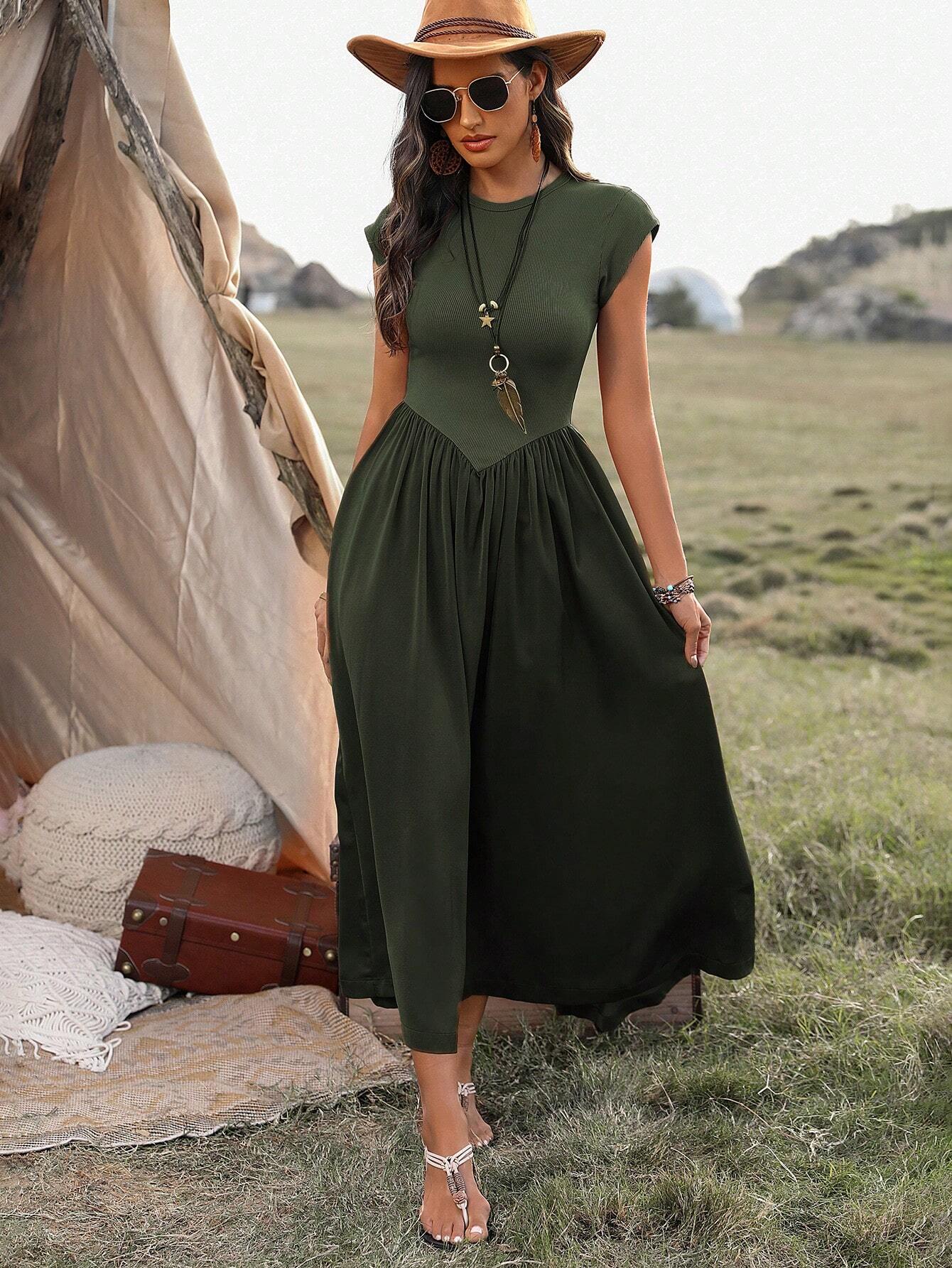 LUNE Women's Solid Color Round Neck Pleated Long Dress, Casual & Holiday Style Maxi Women Outfit