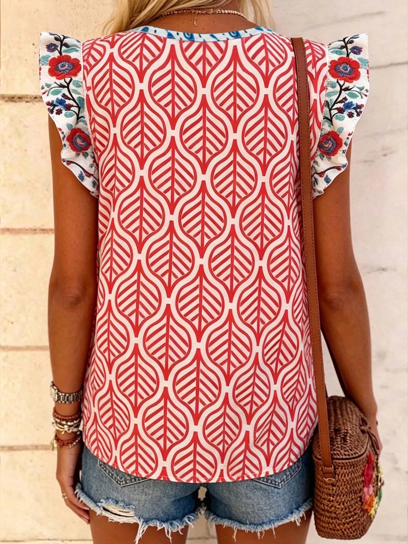 LUNE Women's V-Neck Floral Print Contrast Color Ruffle Trim Casual Blouse