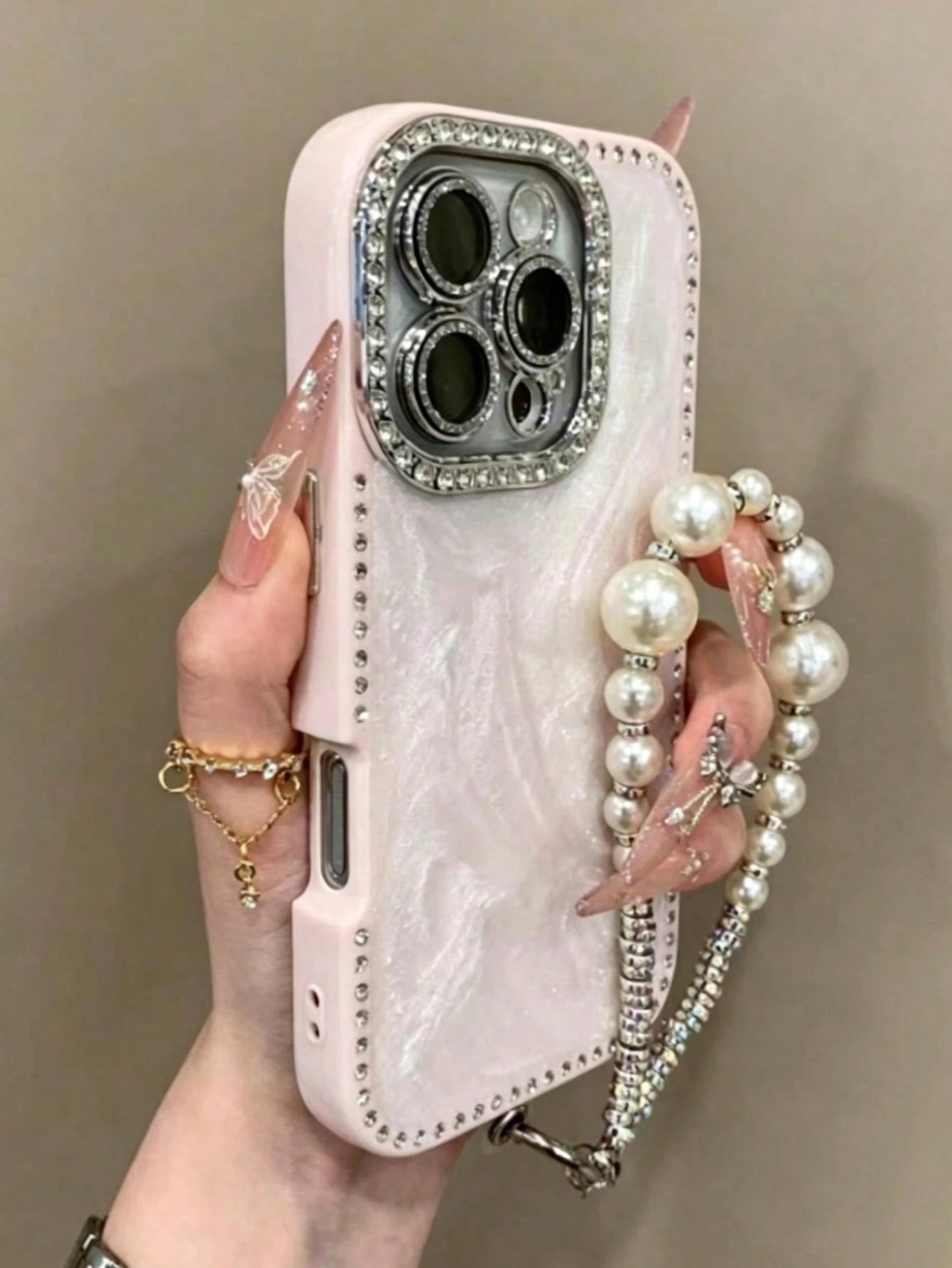 Luxury Laser Glitter Rhinestone Case, Compatible With IPhone 17 Pro Max/16 Pro Max/15/14/13, Pearl Bracelet Design, Shockproof Protection, Hard Case Frame