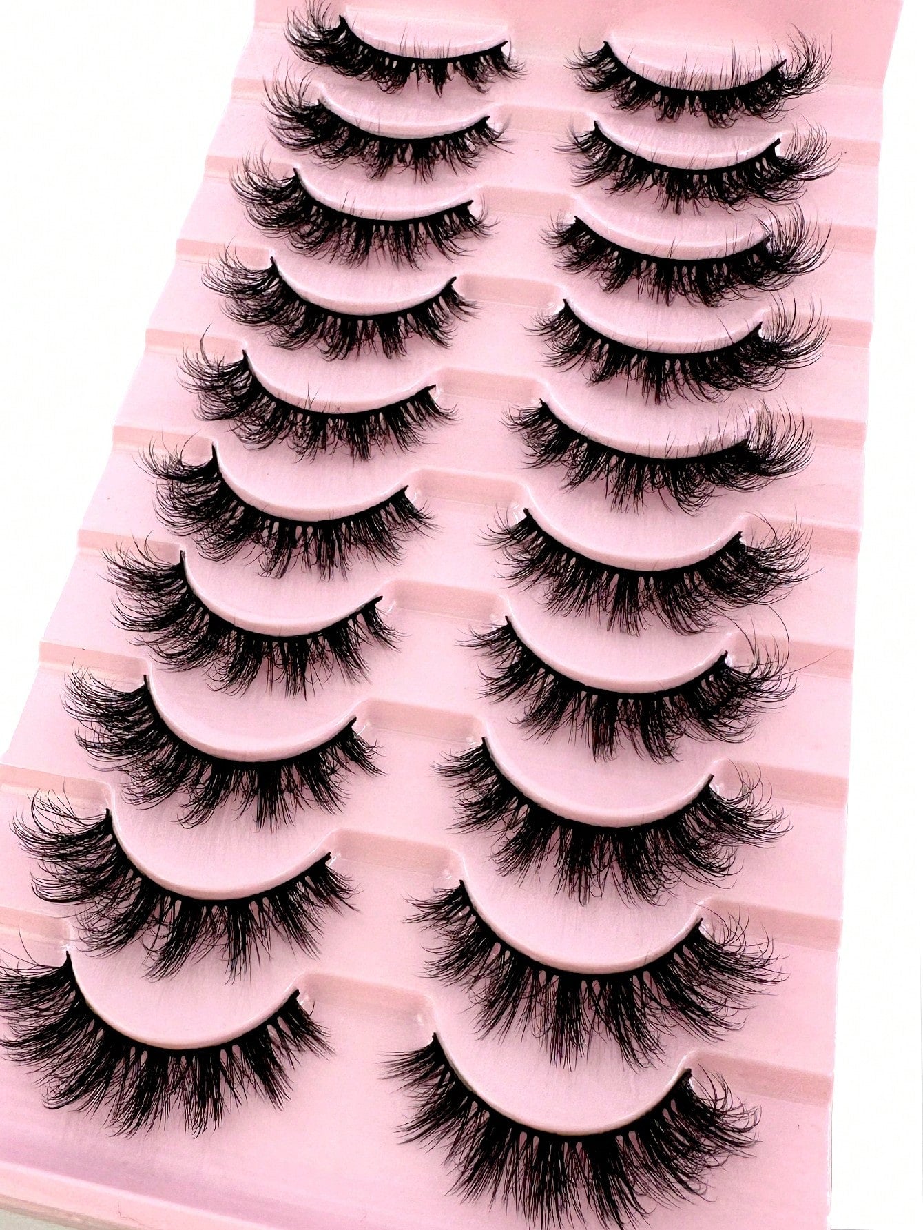 LYBCG 10Pairs Of 3D Fluffy Artificial Mink Eyelashes Slim False Eyelashes Thick False Eyelashes Curling False Eyelashes 3D Natural False Eyelashes Suitable For Holiday Parties False Eyelashes Cat Eye