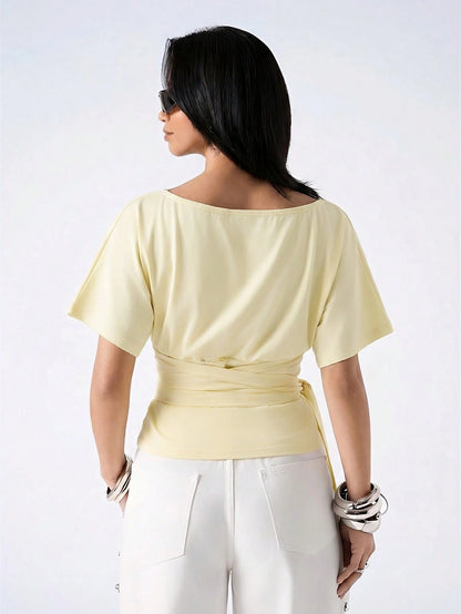 LYSMO Women's Casual Pale Yellow Solid Color Twist Pleated Waist T-Shirt, Suitable For Daily Commute,Summer Top