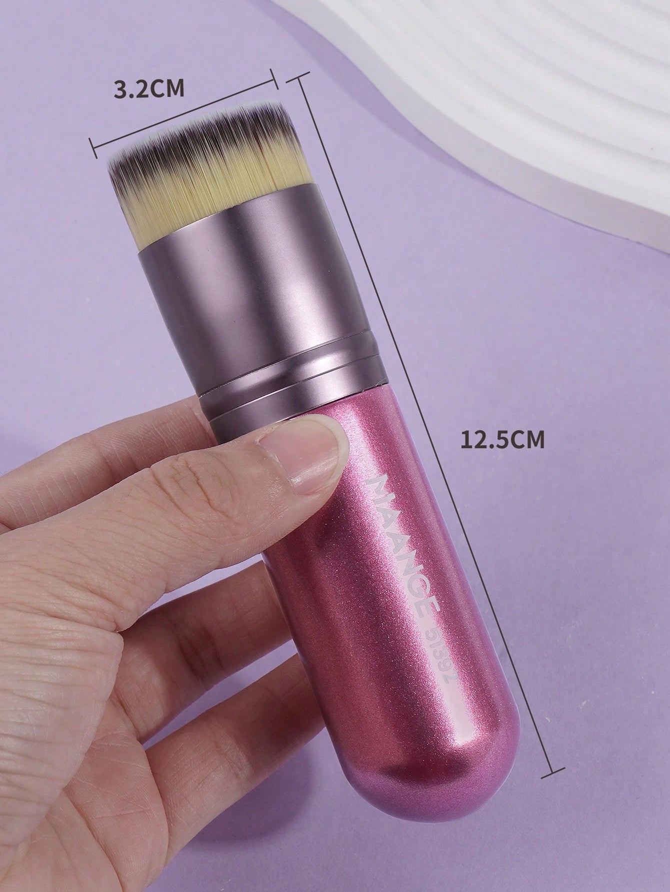MAANGE 1/2pcs Flat Head Foundation Brush, Large Makeup Brush, Beauty Tool, Great Gift, Convenient To Carry, Travel Essential.