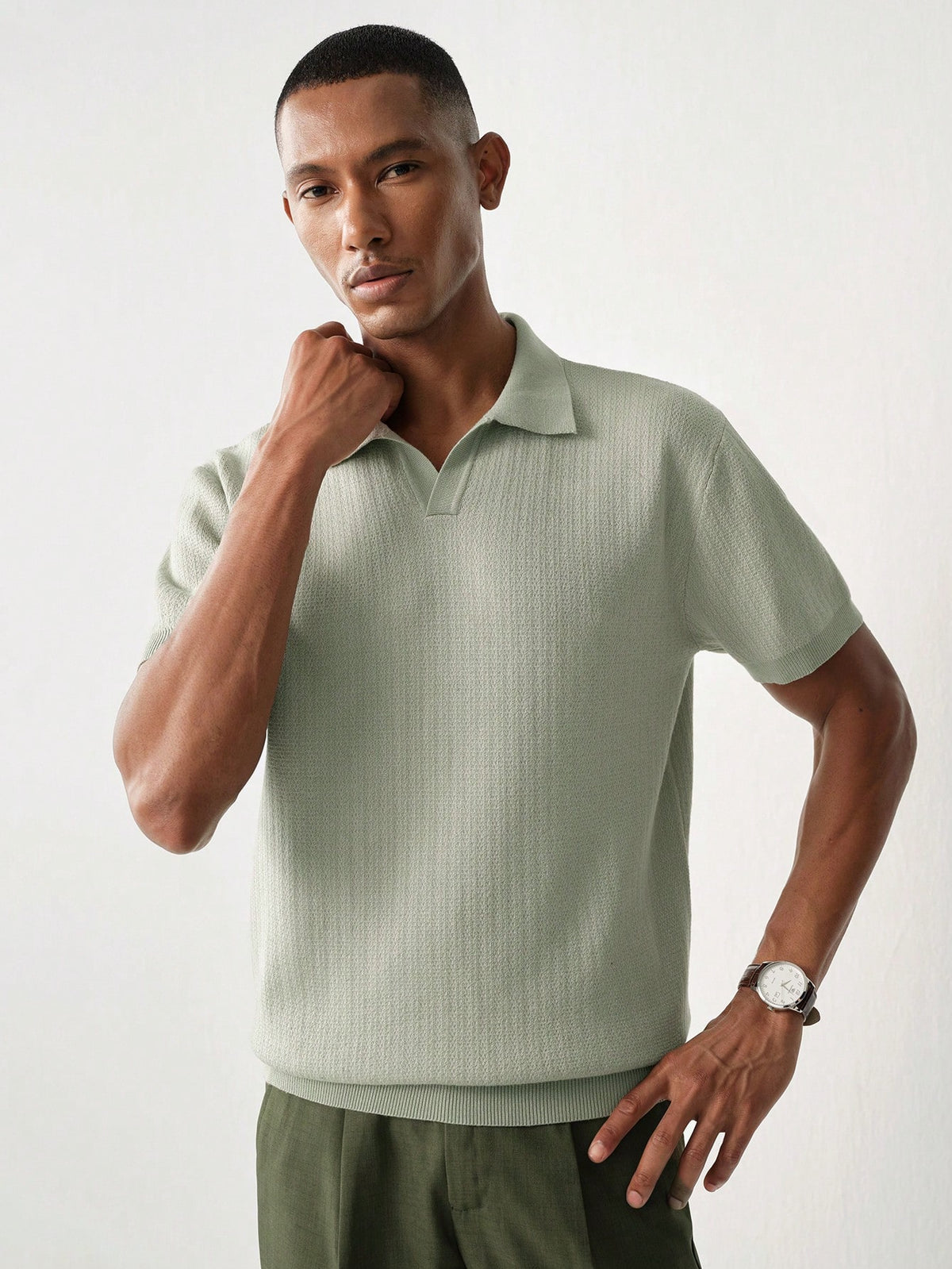 Manfinity CityGents Men's Casual Modest Versatile Short Sleeve Knit Top For Daily Wear Vacation Date Night Vacation Brunch Formal Sage Green Summer