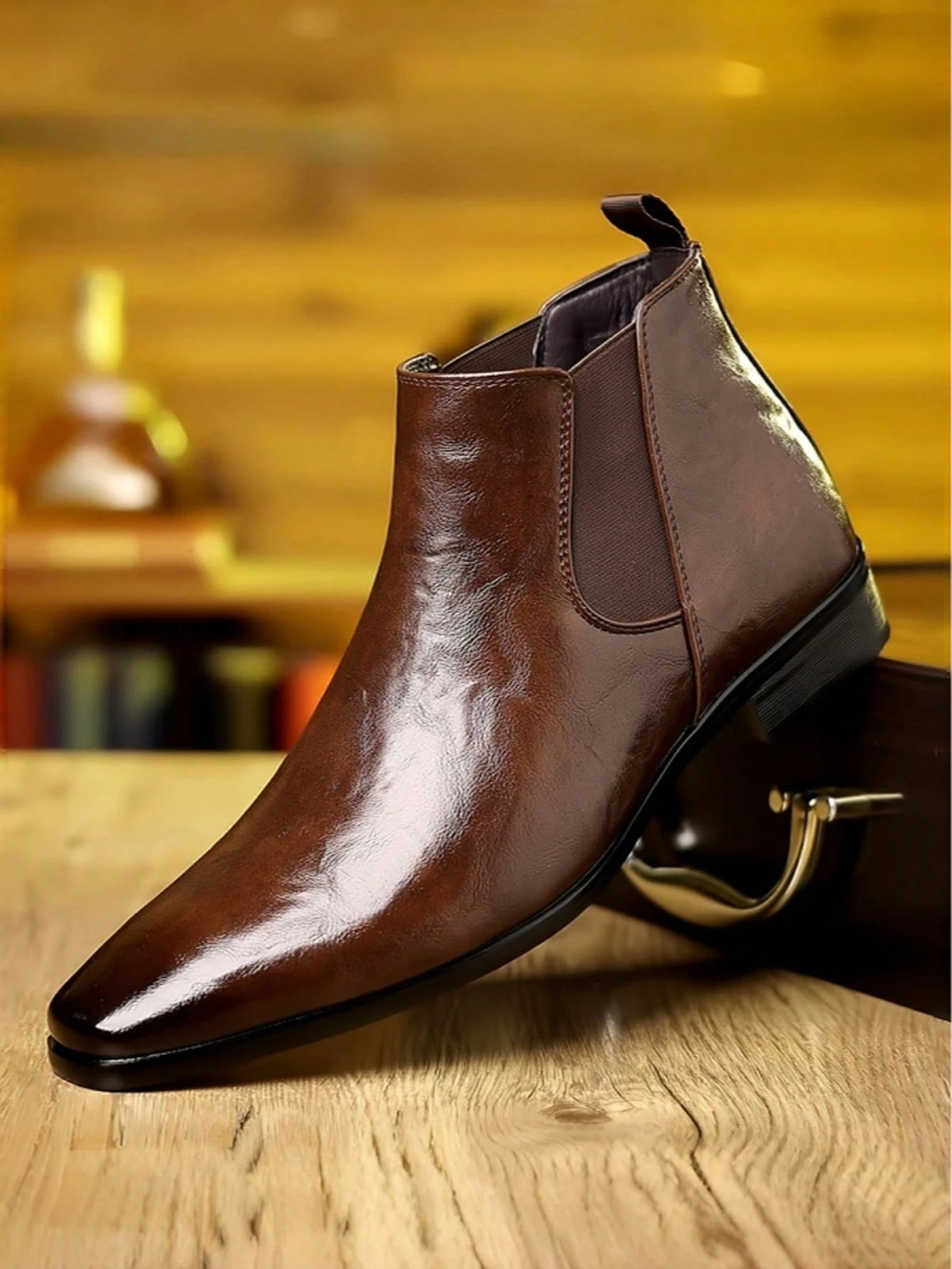 Men's Glossy Faux Leather Chelsea Boots Pointed Toe Elastic Side Panels Low Heel Pull Tab Formal Ankle Boots For Business Wedding Office Daily