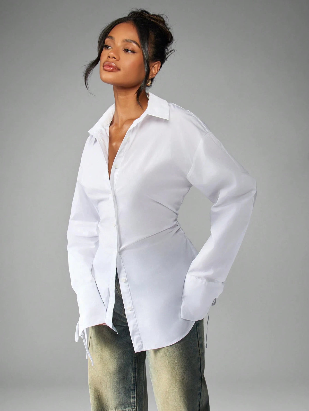 MISSGUIDED Oversized Elegant Office Blouse Long Sleeve Shirt Button Down Ruched Waist Tie Cuff Detail Business Professional Fall Winter Fashion Workwear