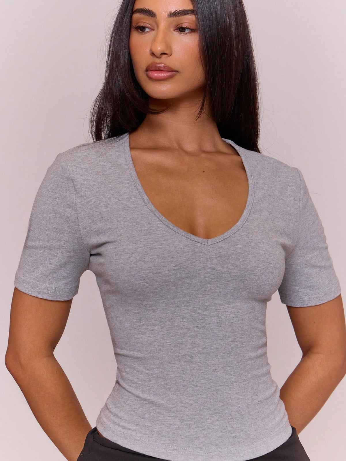 MUSERA ESSENTIALS Cotton Blended V Neck Fitted Short Sleeve T Shirt Top Cute Simple Everyday Daily Elegant Basics Spring Summer Holiday Essential