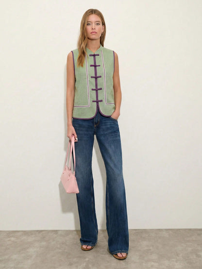 Nöista Sleeveless Top In A Soft Chambray-Blue Tone With Mandarin Collar And Chinese Button Front.Contrast Purple Trim Decorative Piping, Everyday Styling.