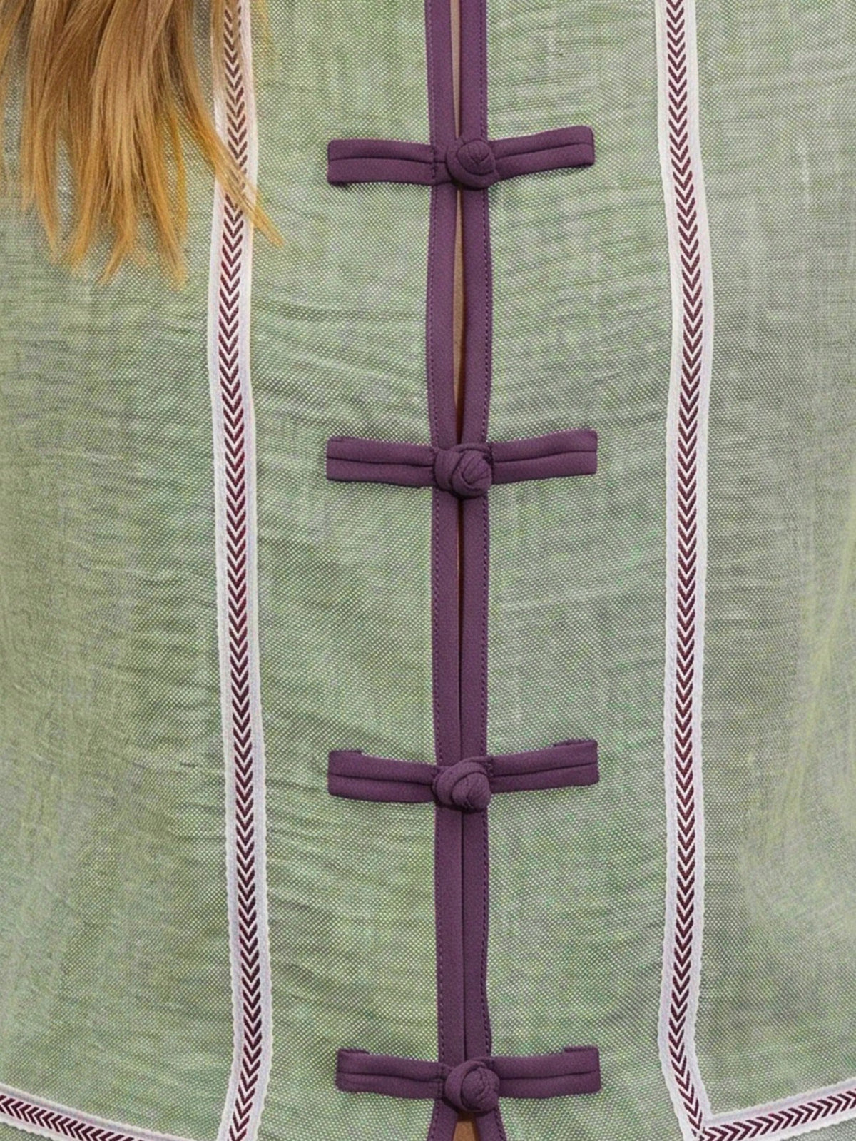Nöista Sleeveless Top In A Soft Chambray-Blue Tone With Mandarin Collar And Chinese Button Front.Contrast Purple Trim Decorative Piping, Everyday Styling.
