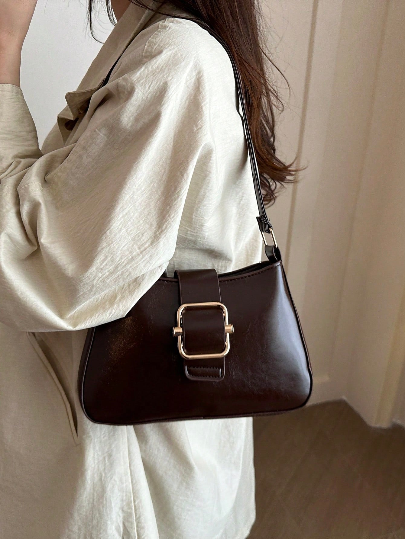 New Fashion Hardware Decorated Handbag, Suitable For Parties, Gatherings, Outings, Vacations, Shopping And Daily Use, Can Store Coins, Phones, Also Can Be Used As Work Bag For White-Collar, College St