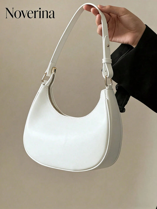 New Fashionable And Simple Crescent-Shaped Bright Surface Shoulder Bag, With A Distinctive Texture And Classic Look That's For Daily And Commuting Use