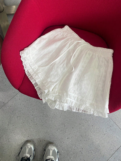 New Women's Layered Ruffled Lace Elegant Casual Versatile Tie-Up Shorts, Suitable For Daily Wear White Summer, Aesthetic