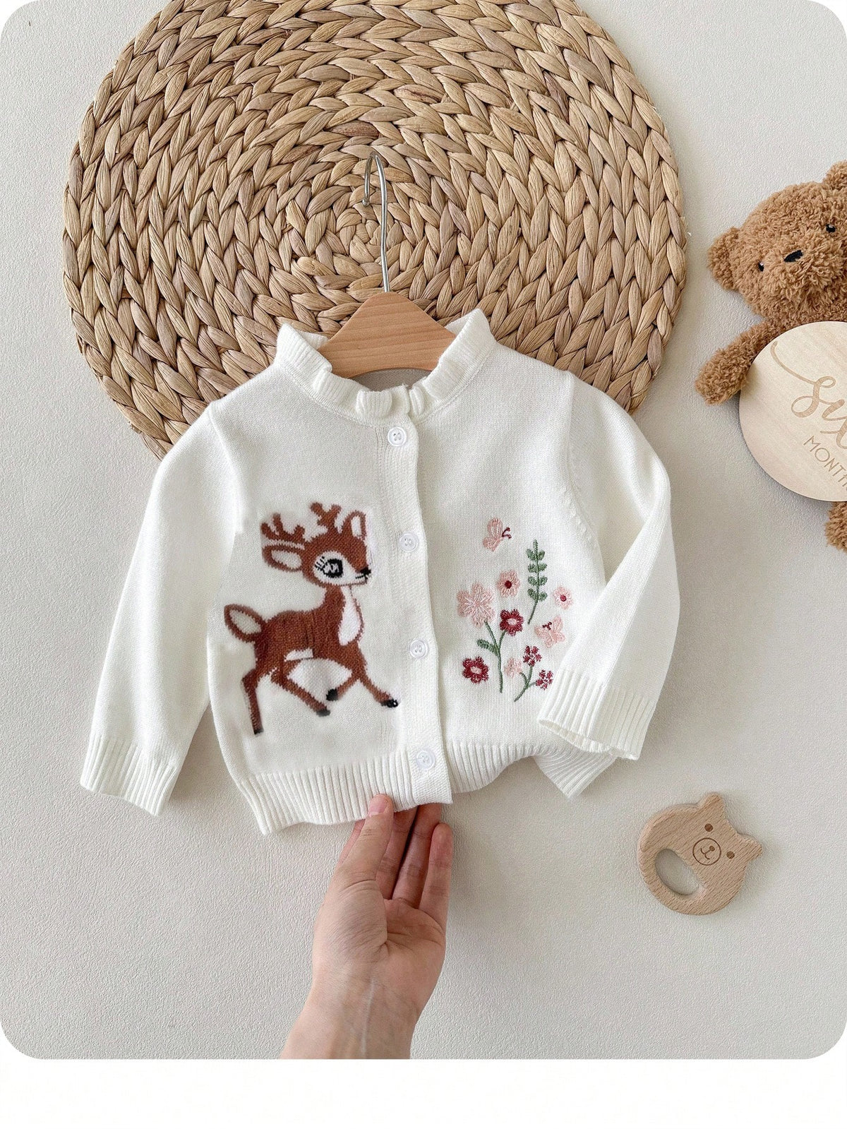 Newborn Baby Girl Loose Casual Minimalist Comfortable Deer Pattern Cardigan Baby Knitwear Autumn Sweater