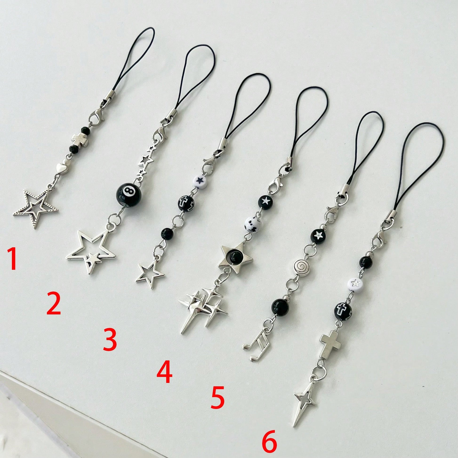 Original Design Minimalist Black & White Five-Pointed Star Starburst Chain Lanyard Y2K Retro Dark Style Phone Strap Phone Charm Phone Accessory Small Pendant