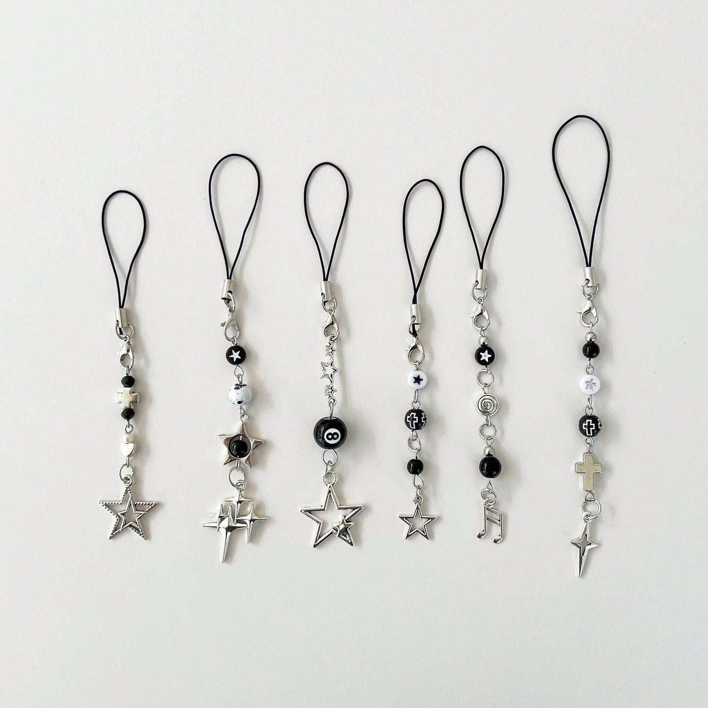 Original Design Minimalist Black & White Five-Pointed Star Starburst Chain Lanyard Y2K Retro Dark Style Phone Strap Phone Charm Phone Accessory Small Pendant