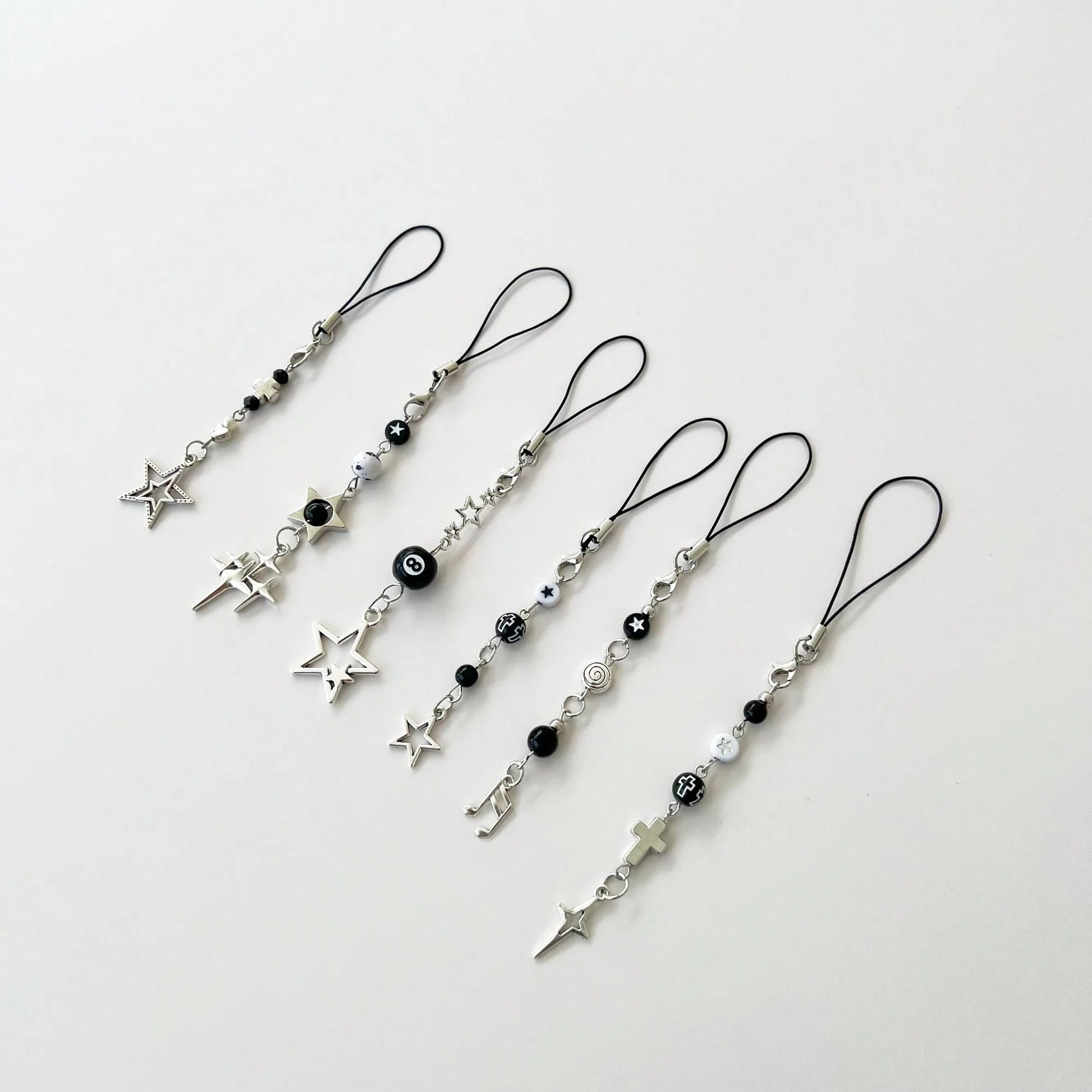 Original Design Minimalist Black & White Five-Pointed Star Starburst Chain Lanyard Y2K Retro Dark Style Phone Strap Phone Charm Phone Accessory Small Pendant