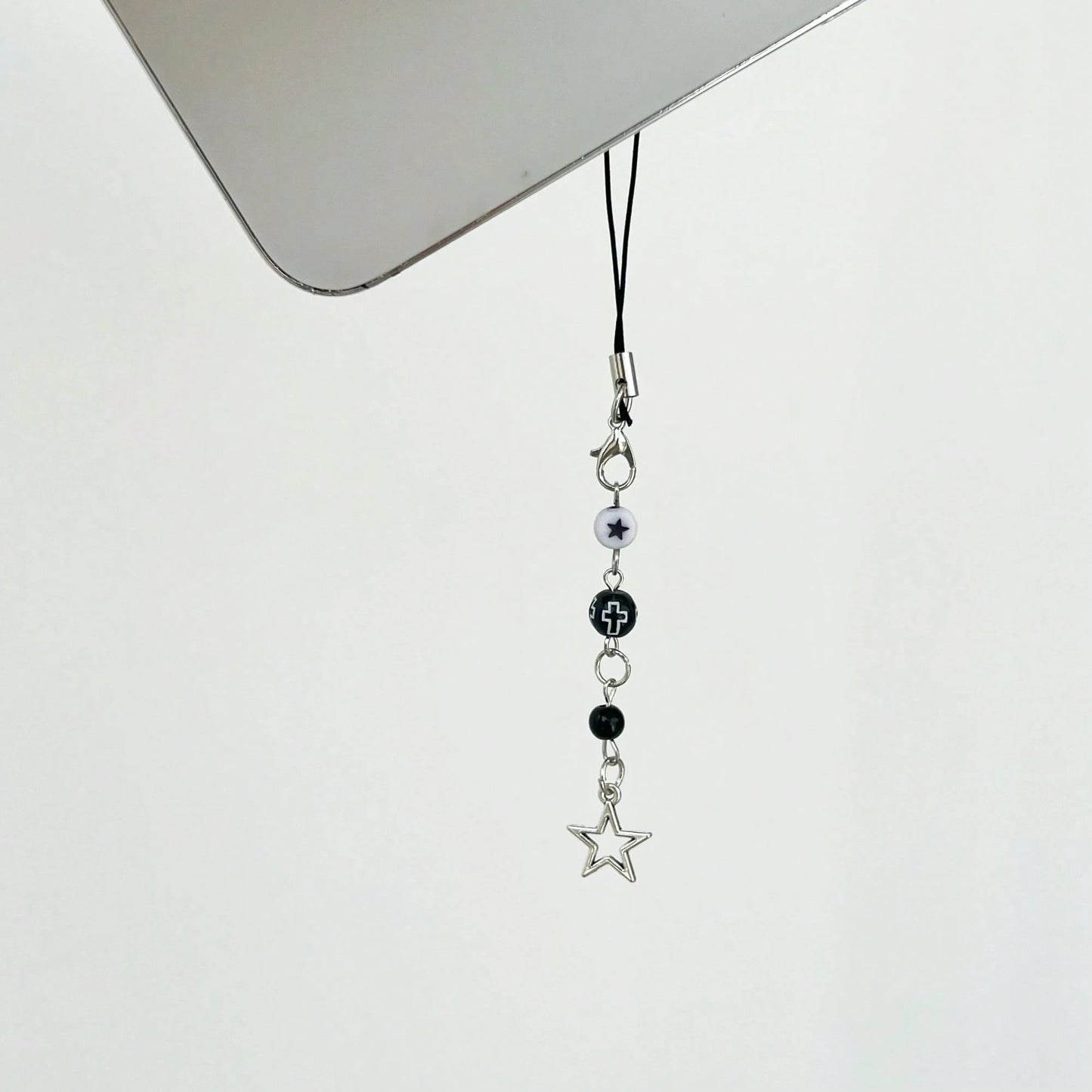 Original Design Minimalist Black & White Five-Pointed Star Starburst Chain Lanyard Y2K Retro Dark Style Phone Strap Phone Charm Phone Accessory Small Pendant