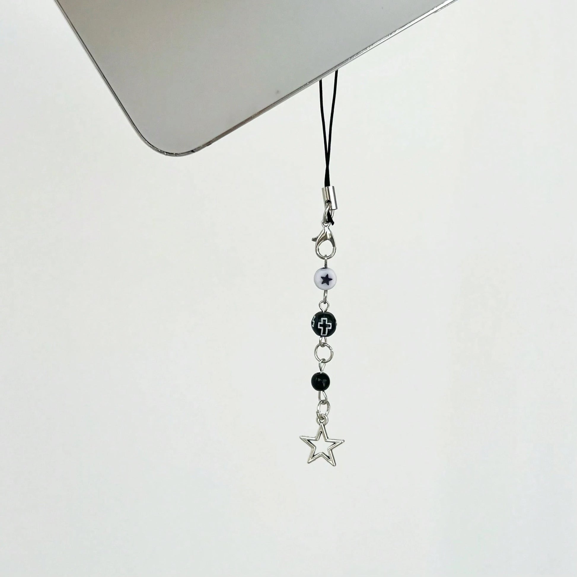 Original Design Minimalist Black & White Five-Pointed Star Starburst Chain Lanyard Y2K Retro Dark Style Phone Strap Phone Charm Phone Accessory Small Pendant