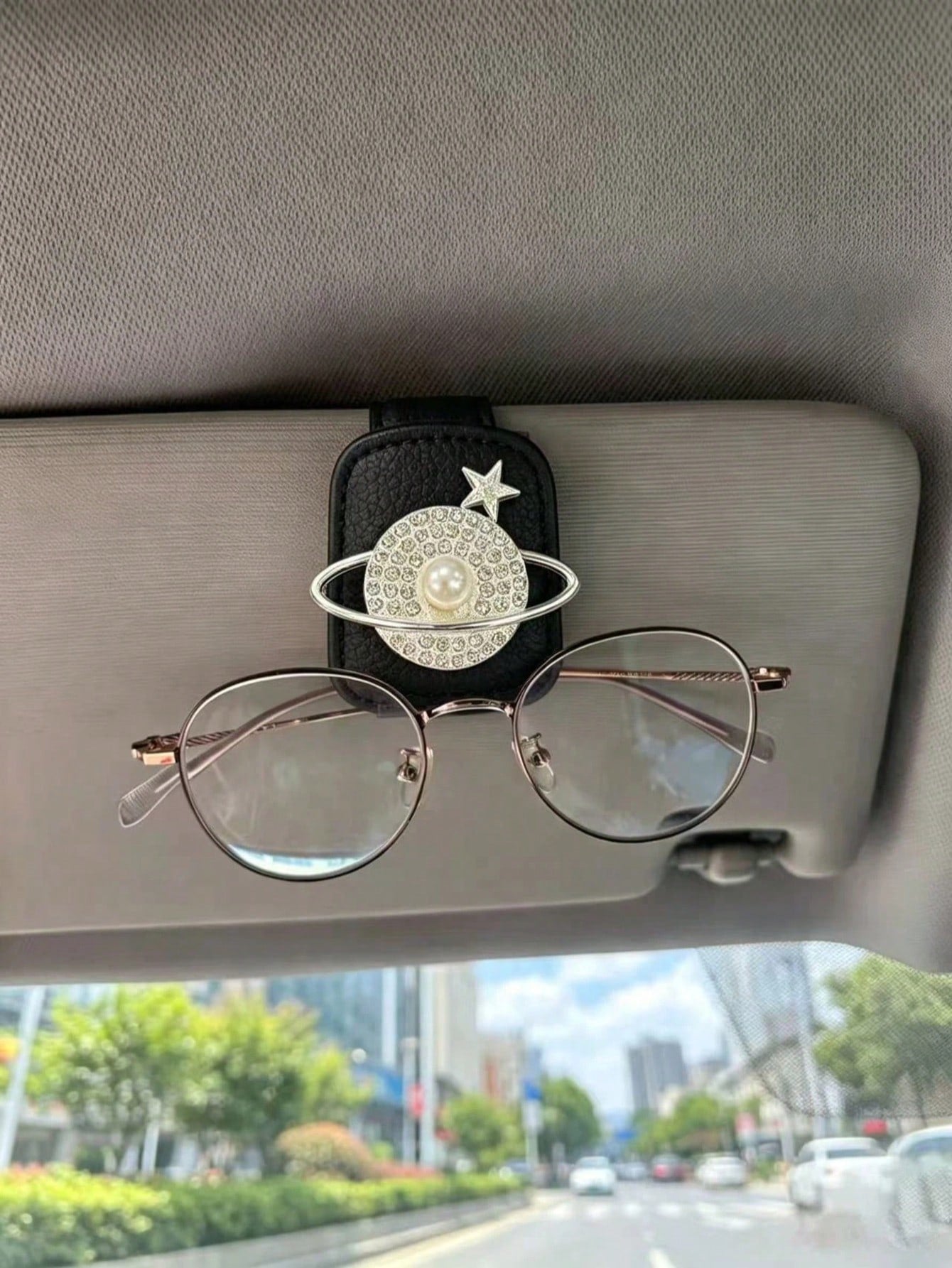 Planet Rhinestone Pearl Car Fashion Glasses Clip, Gold & Silver Starry Sky Saturn Leather Sun Visor Fashion Glasses & Ticket Holder, Exquisite Luxury Car Interior Accessory
