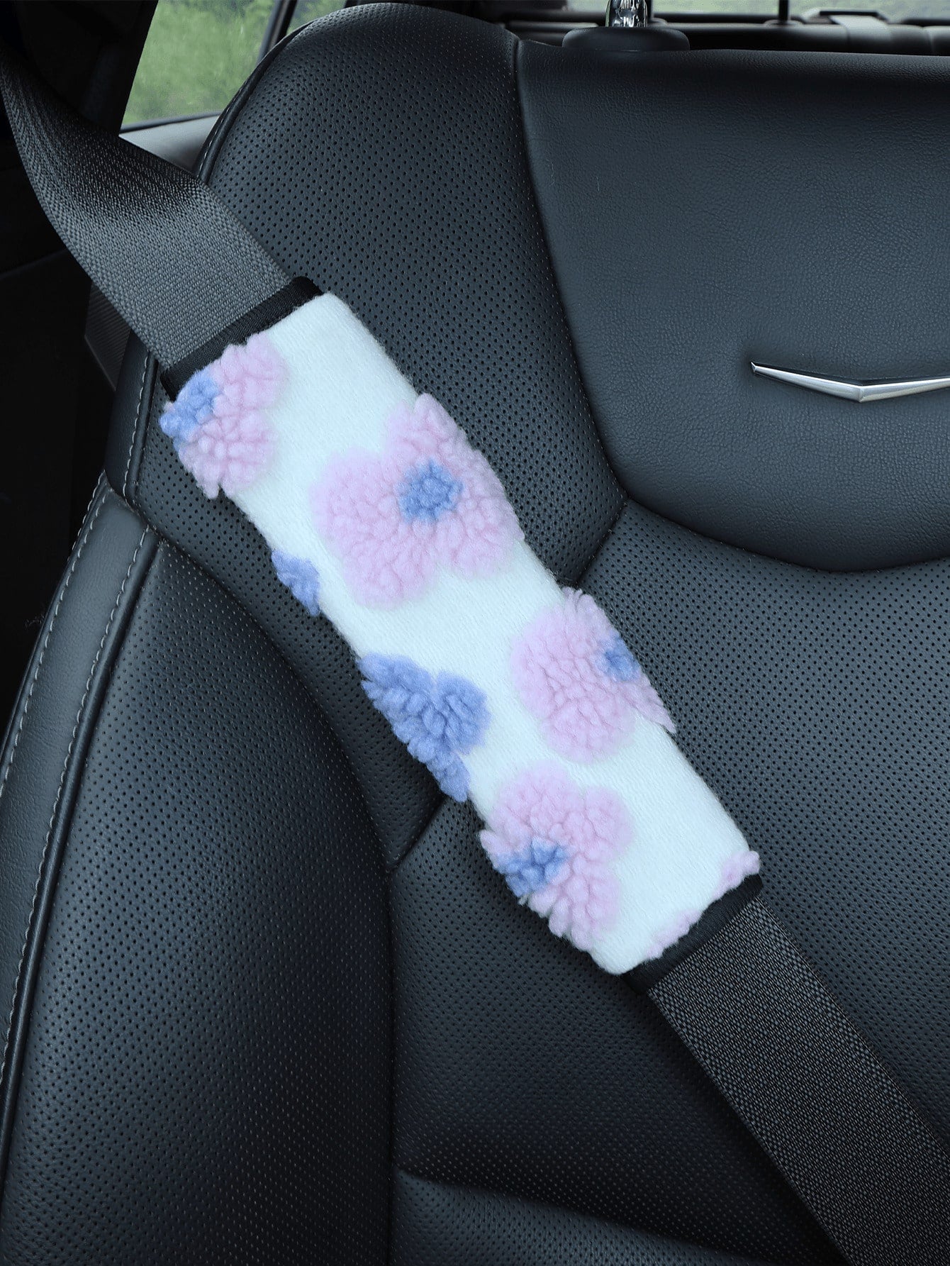 Plush Flower Car Seat Belt Shoulder Pad, Soft And Breathable Seat Belt Protector, Women's Car Accessory